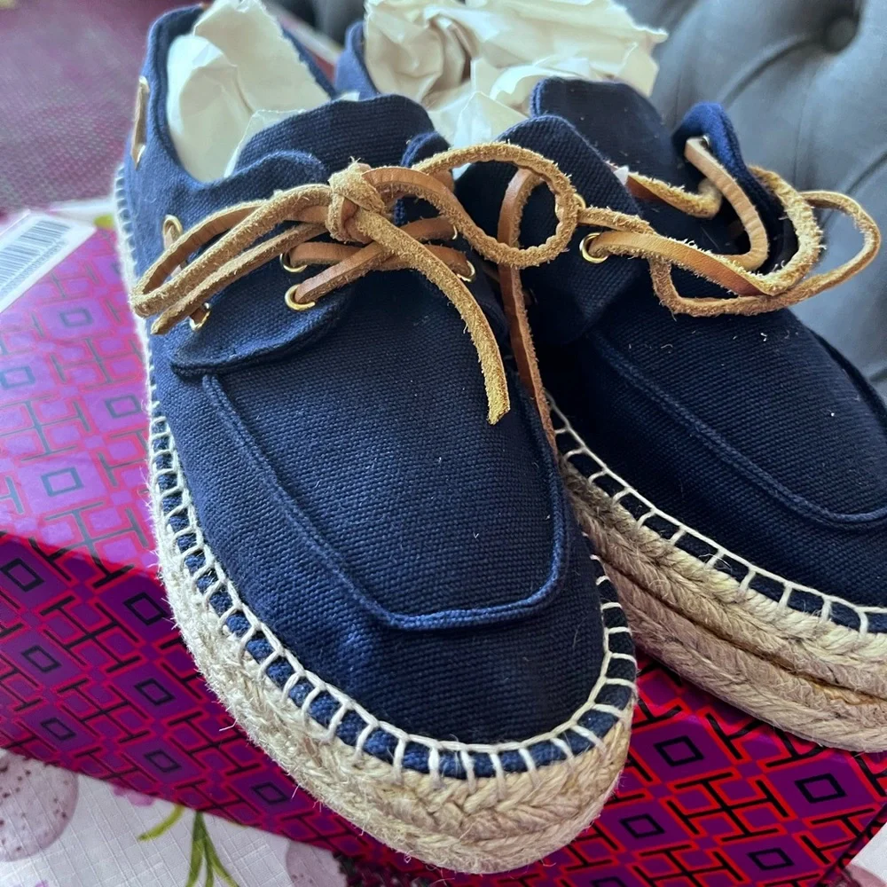 Tory Burch - Picture 2 of 3